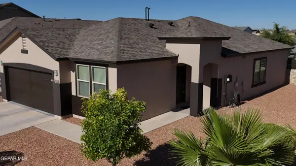 1016 Bombardier Place, El Paso, TX 79928