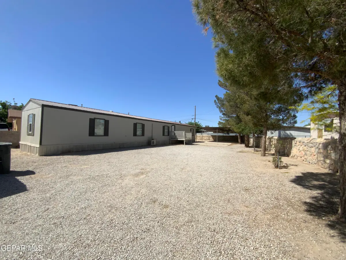 615 Avo Street, Fabens, TX 79838 - #1