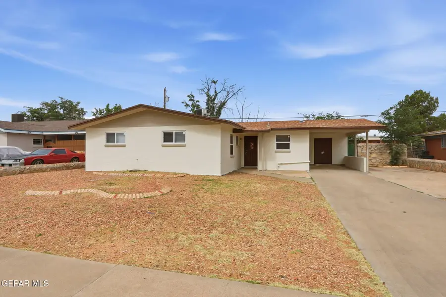 3413 Rutherglen Street, El Paso, TX 79936 - #2