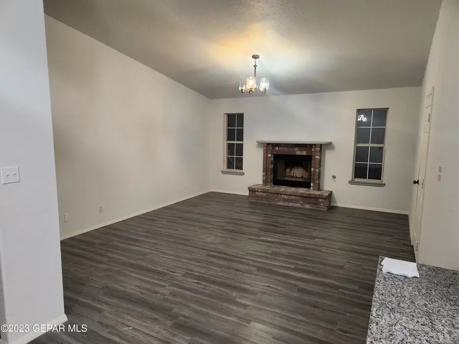 100 Lago Grande Drive, Horizon City, TX 79928 - #2