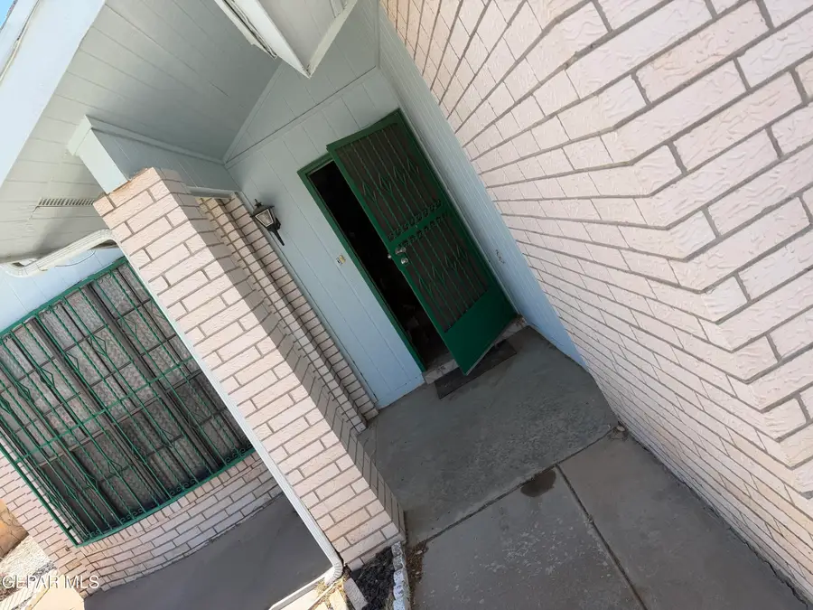 10905 Fort Worth Street, El Paso, TX 79924 - #2