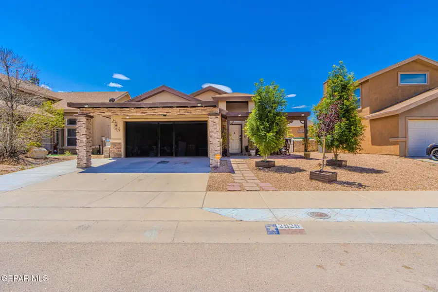 2929 Pebble Rock Place, El Paso, TX 79938 - #2