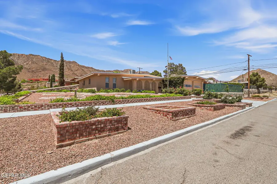 2629 Mountain Avenue, El Paso, TX 79930 - #2