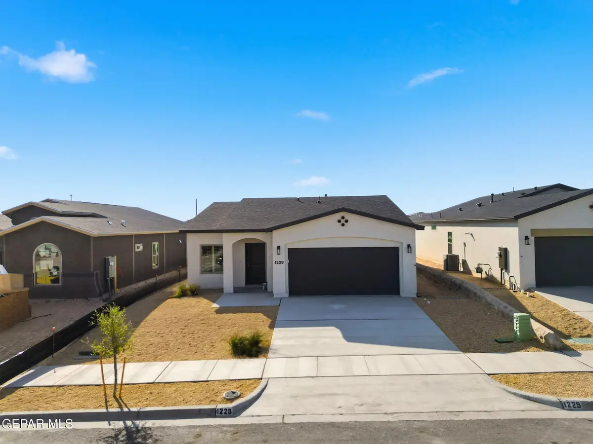 13825 Summer Wave Avenue, El Paso, TX 79928 - #1
