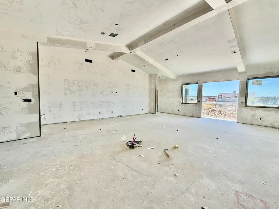 12260 Playa Bonita Drive, Clint, TX 79836 - #2