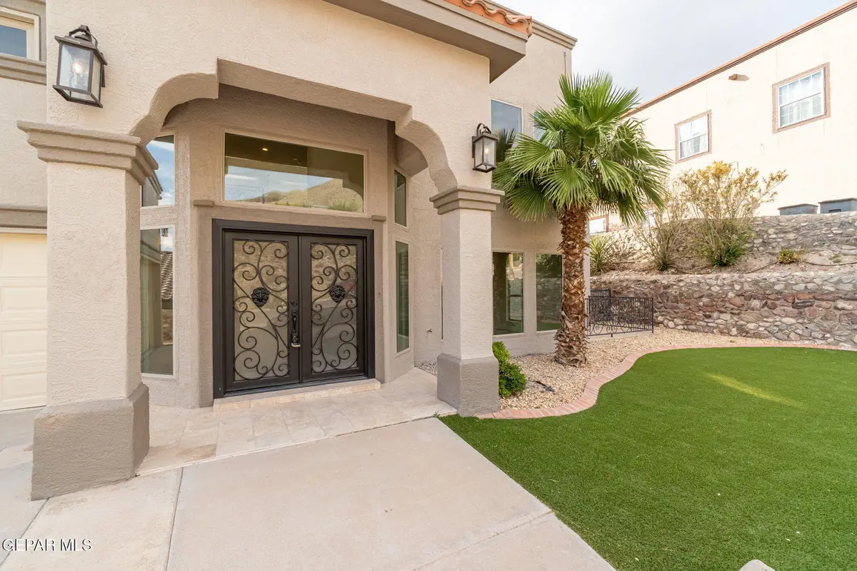 409 Mesilla Vista Lane, El Paso, TX 79912 - #1