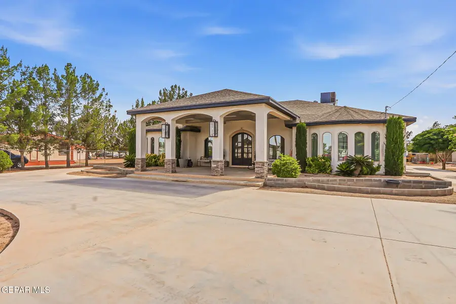 11670 Flor Del Rio Street, Socorro, TX 79927 - #3
