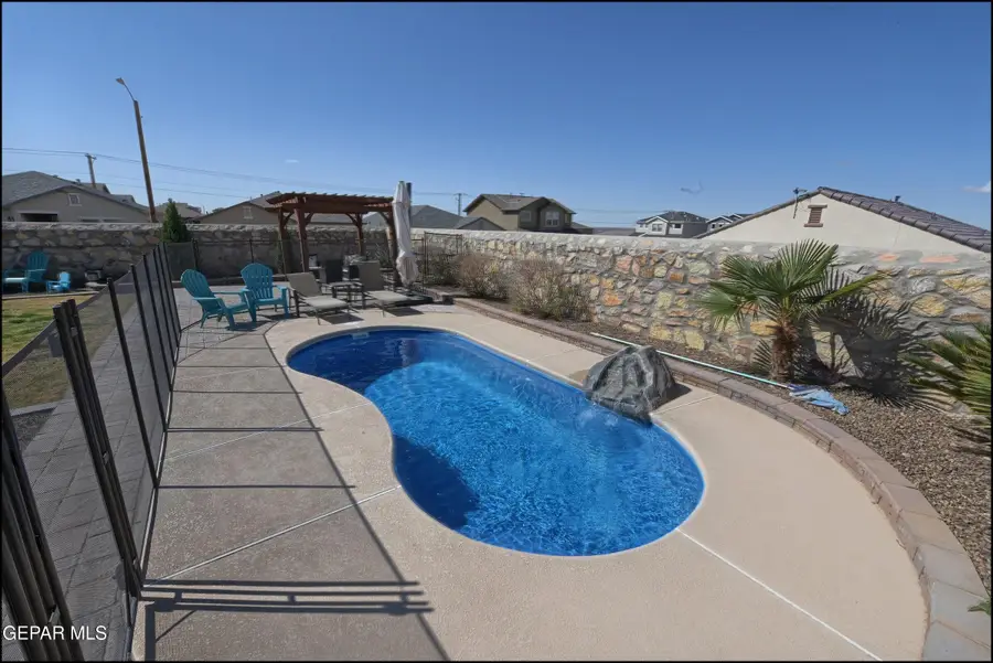 2201 Furtherpoint Drive, El Paso, TX 79911 - #3