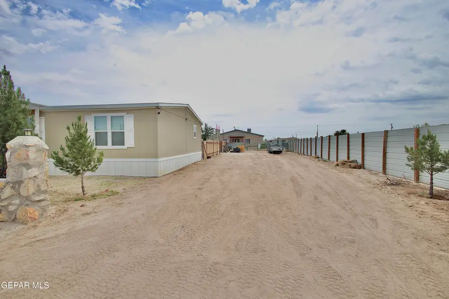 380 Burbridge Road, Clint, TX 79836 - #3