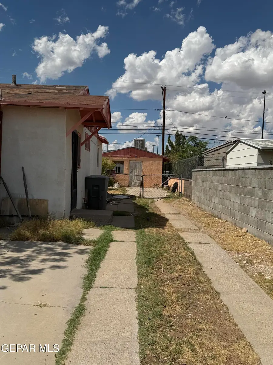 3905 Mcconnell Avenue, El Paso, TX 79904 - #2