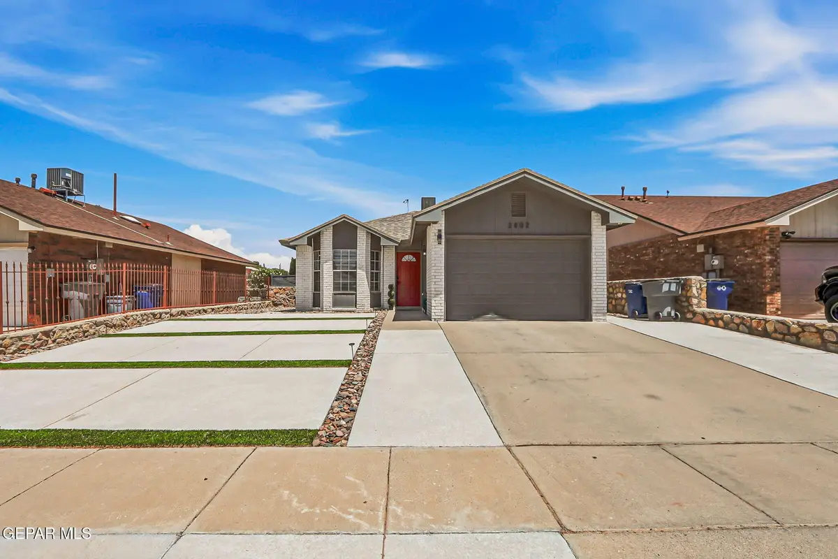 2802 Castle Hill Circle, El Paso, TX 79936 - #1