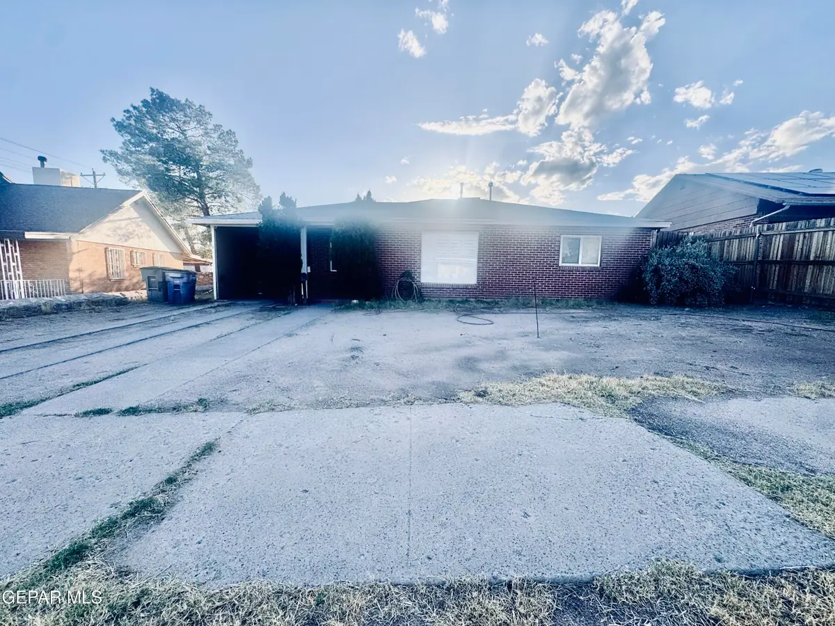 907 Brazil Place, El Paso, TX 79903 - #1