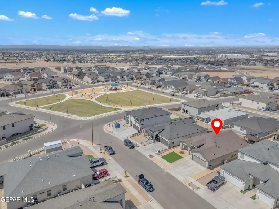 553 Oakmont, El Paso, TX 79928 - #2