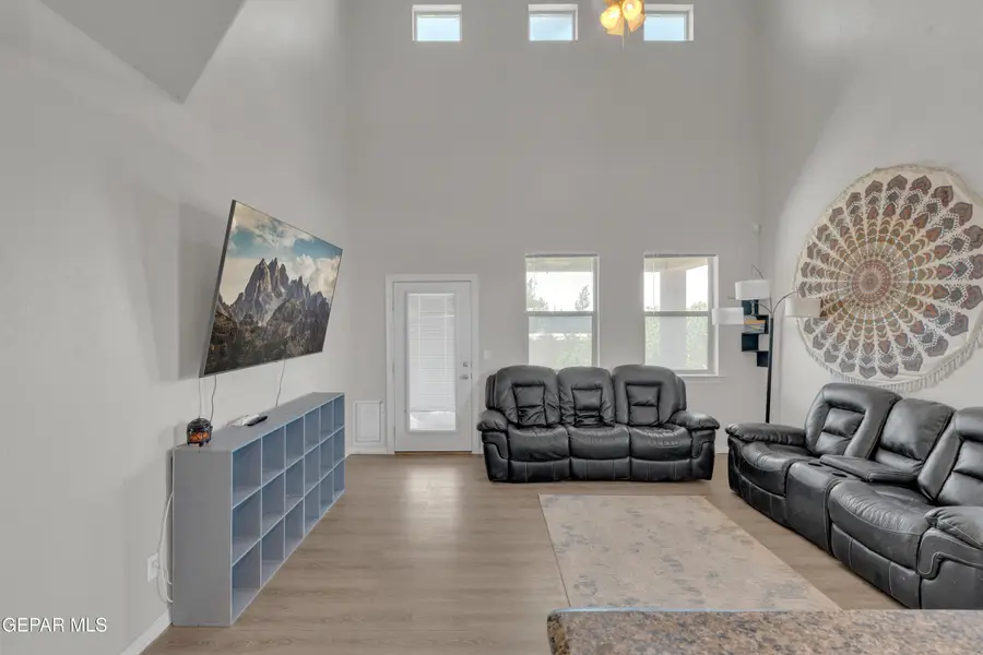 2076 Robert Minnie A Place, El Paso, TX 79938 - #2
