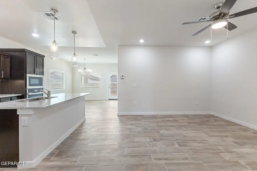 11865 Barrenkale Place, El Paso, TX 79934 - #2