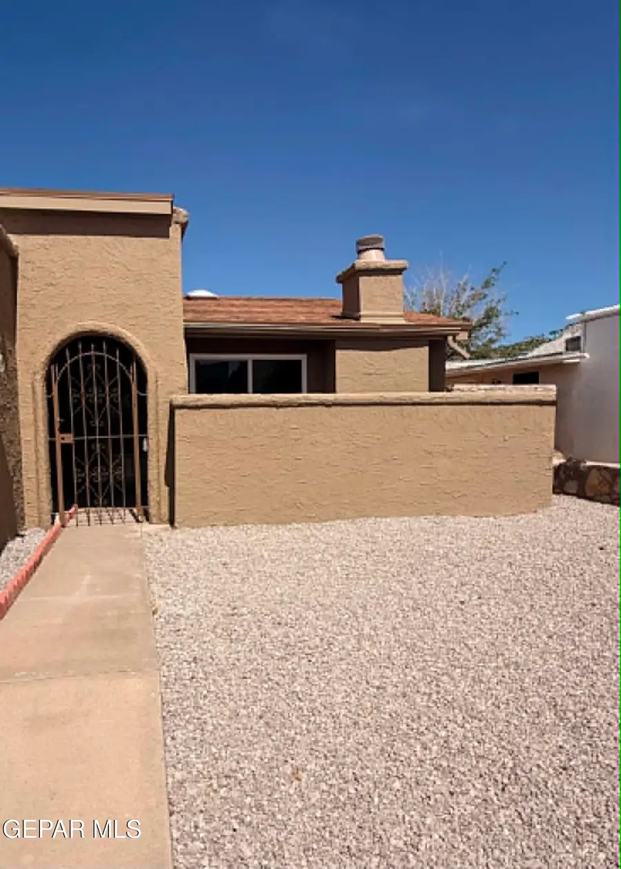 3011 Eads Place, El Paso, TX 79935 - #2