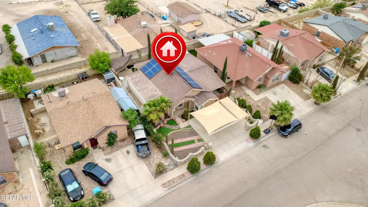 10776 Spring Valley Circle, Socorro, TX 79927 - #1