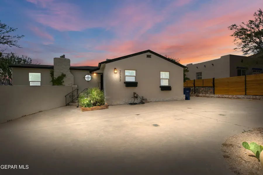 2532 Altura Avenue, El Paso, TX 79930 - #3