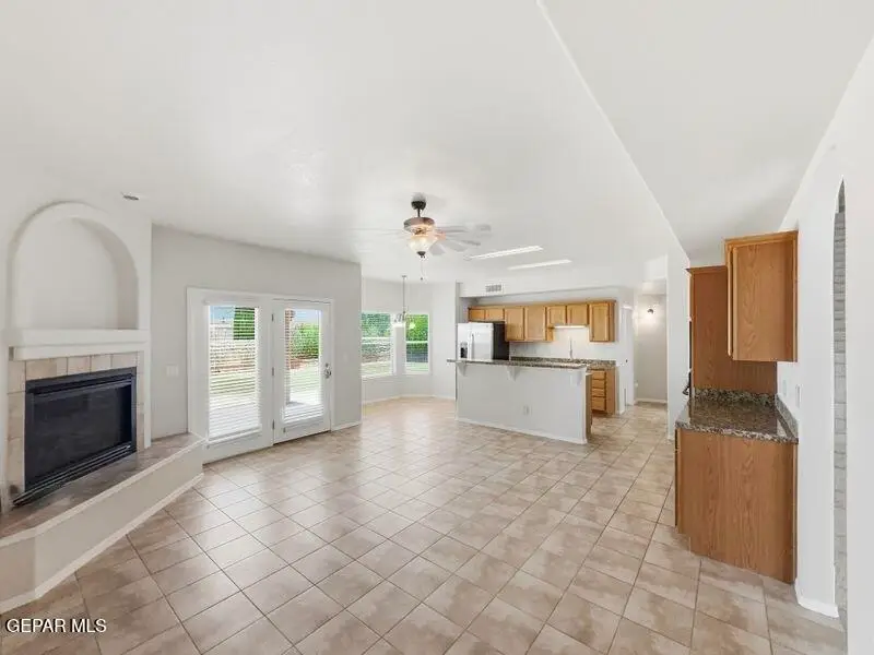 1463 Cherokee Ridge Drive, El Paso, TX 79912 - #3