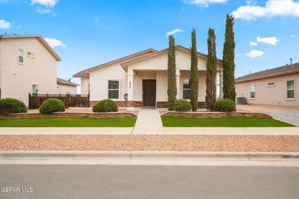 221 Lago Maggiore Street, Horizon City, TX 79928