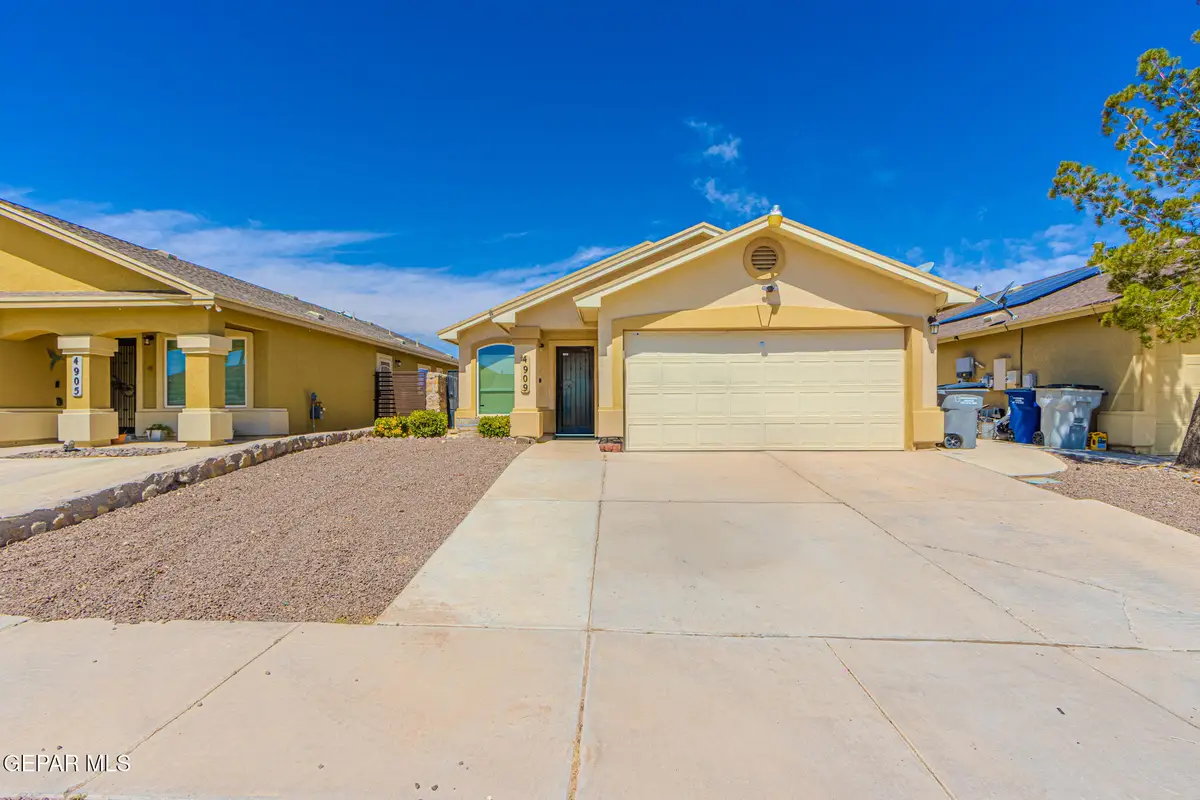 4909 Marcella Santillana, El Paso, TX 79938 - #1