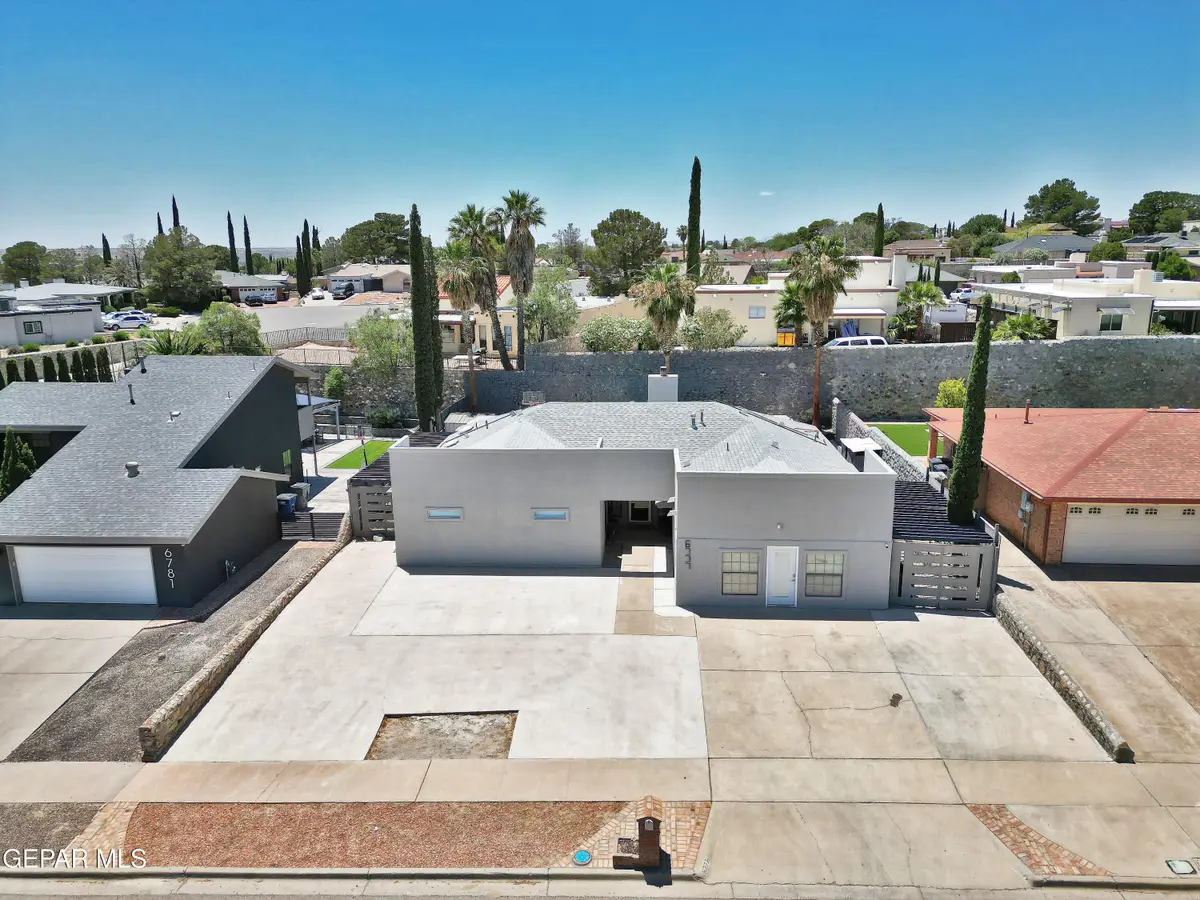 6777 Villa Hermosa Drive, El Paso, TX 79912 - #1