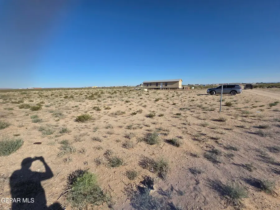 14951 Bayport Avenue, El Paso, TX 79928 - #2