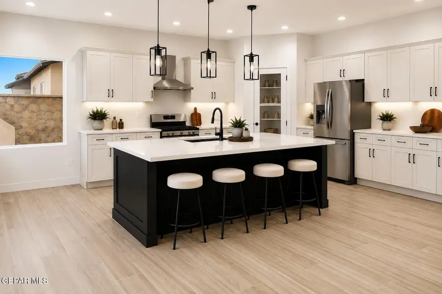 331 Perla Bonita Road, Clint, TX 79836 - #2