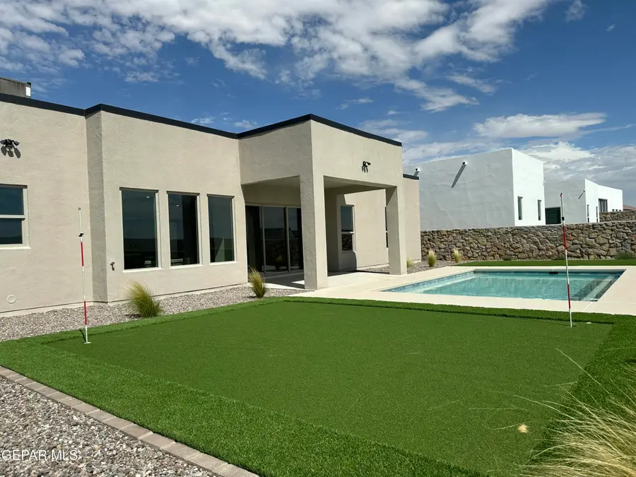 321 Blue Valley, El Paso, TX 79928 - #3