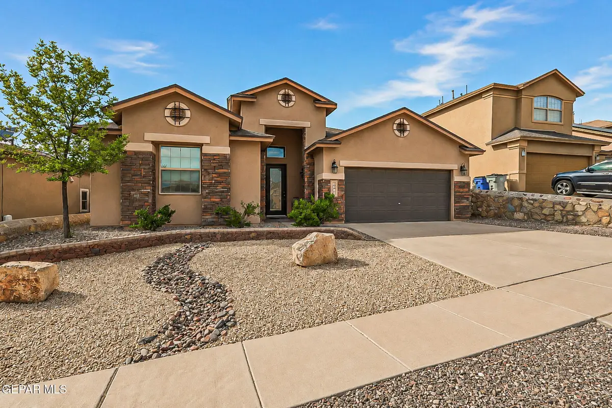 7223 Longspur Drive, El Paso, TX 79911 - #1