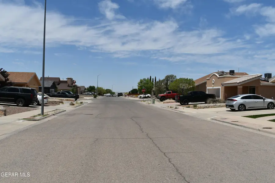 14248 Desert Mesquite Drive, Horizon City, TX 79928 - #3