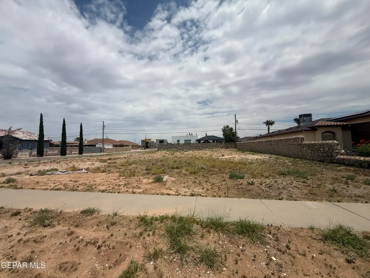 11401 Lindenwood Avenue, El Paso, TX 79936 - #1