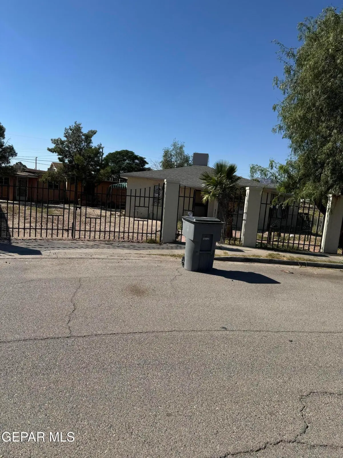 447 Chesak Circle, El Paso, TX 79905 - #1