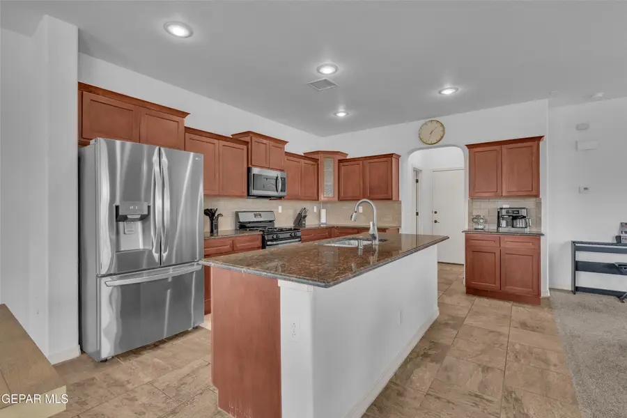 3900 Loma Brisa Drive, El Paso, TX 79938 - #3