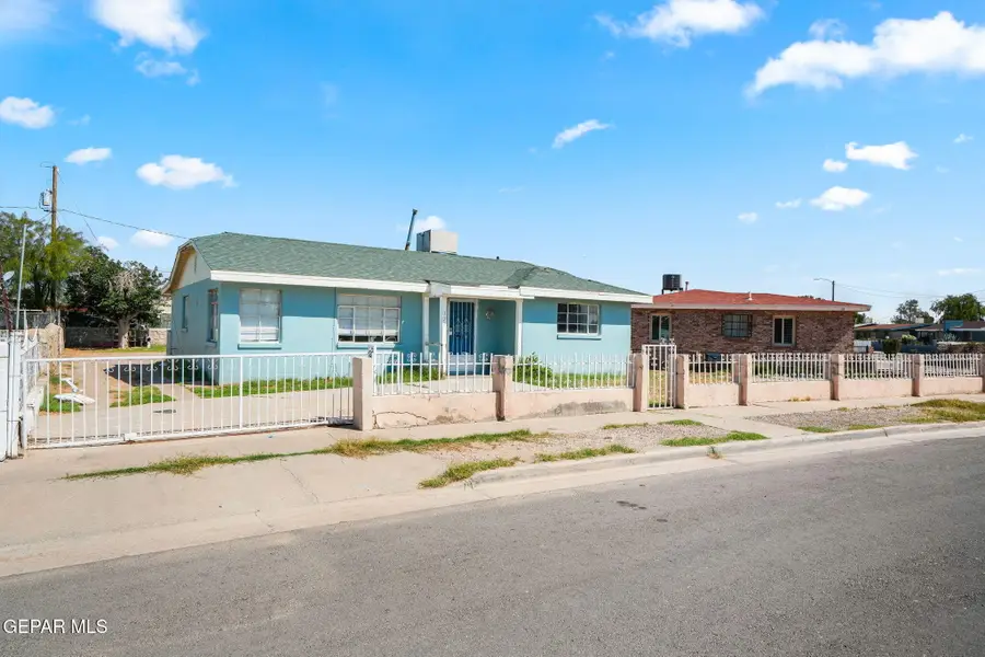 323 Vivian Drive, El Paso, TX 79915 - #3