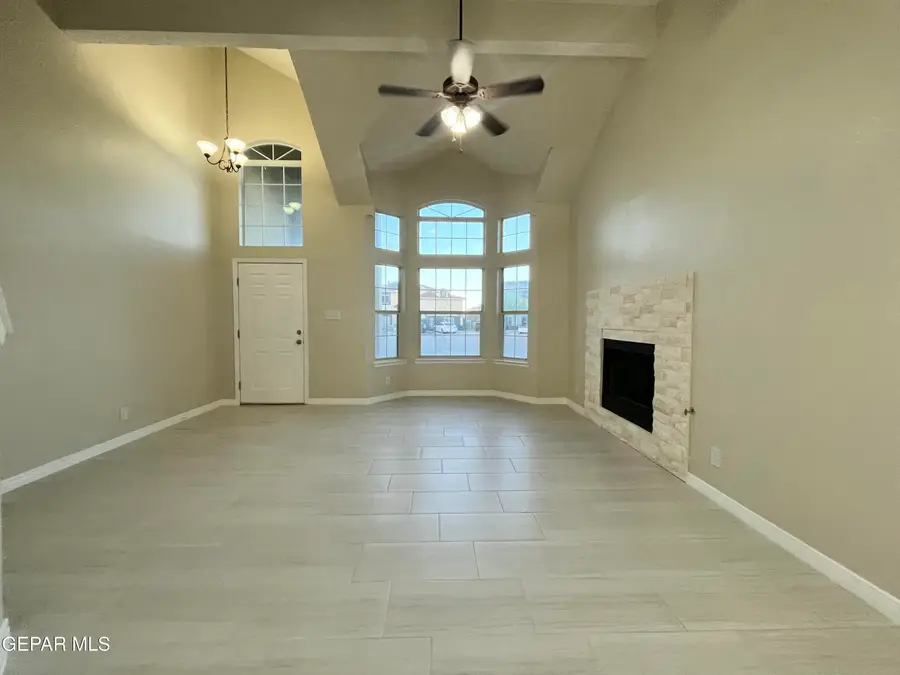 10929 Bullseye Street, El Paso, TX 79934 - #3