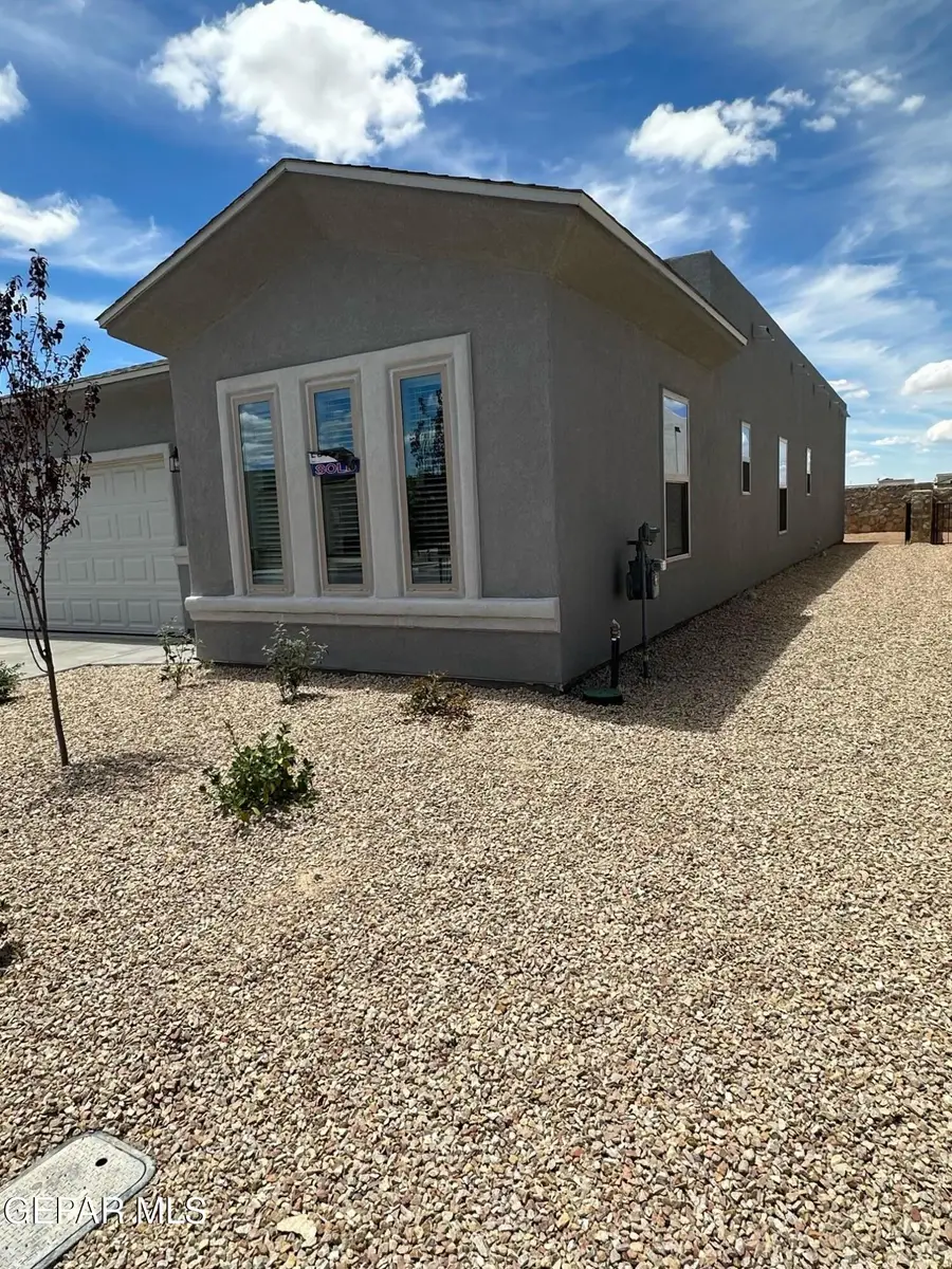 12849 Kingsbury Avenue, El Paso, TX 79928 - #3