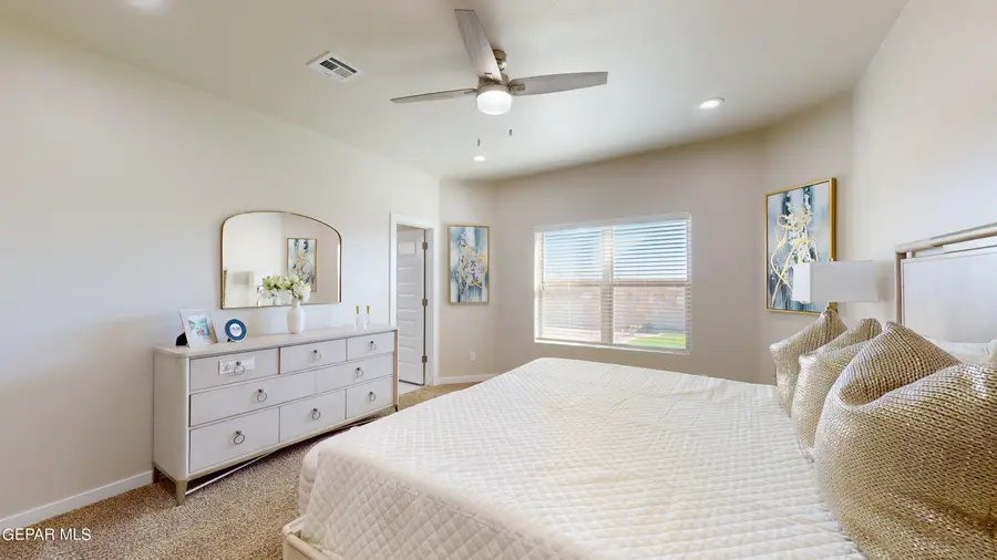 12872 Kingsbury Avenue, Horizon City, TX 79928 - #3