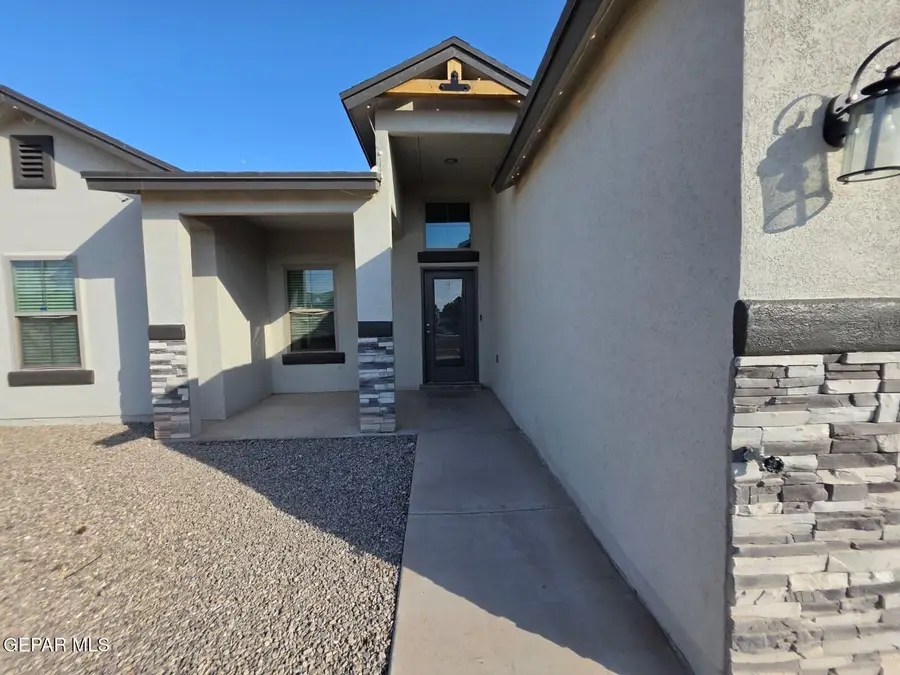 624 David Ortiz Street, Socorro, TX 79927 - #3