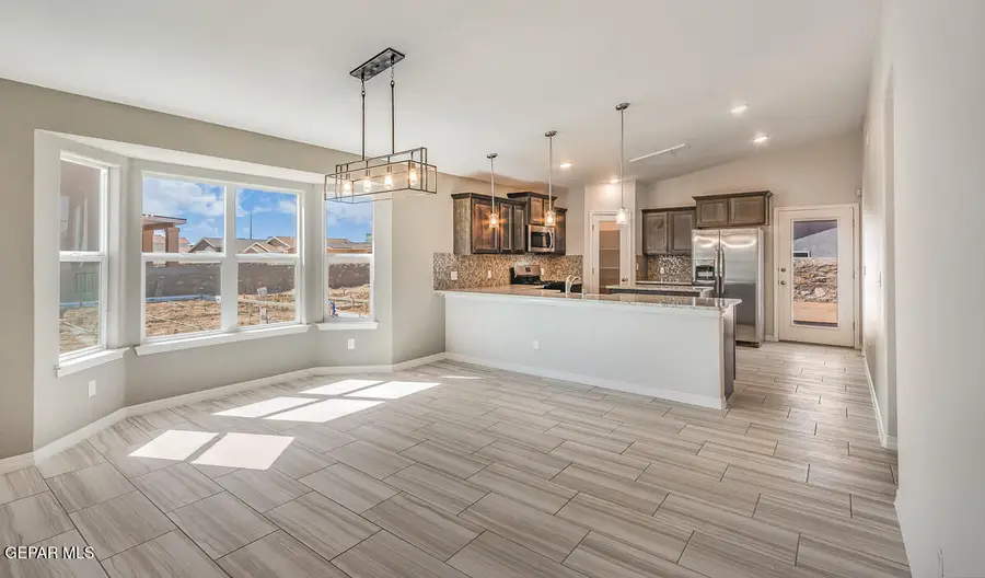6010 Ashwood Avenue, Santa Teresa, NM 88008 - #2