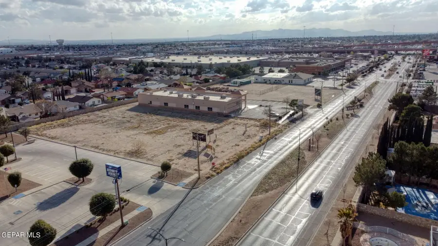 12360 Montwood Drive, El Paso, TX 79928 - #3