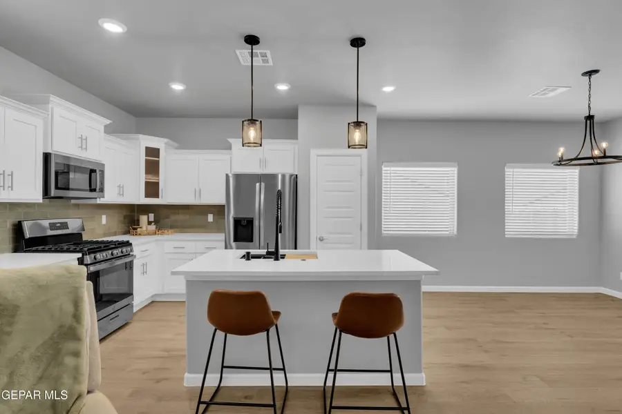 6051 Zinc Hill Street, Santa Teresa, NM 88008 - #2