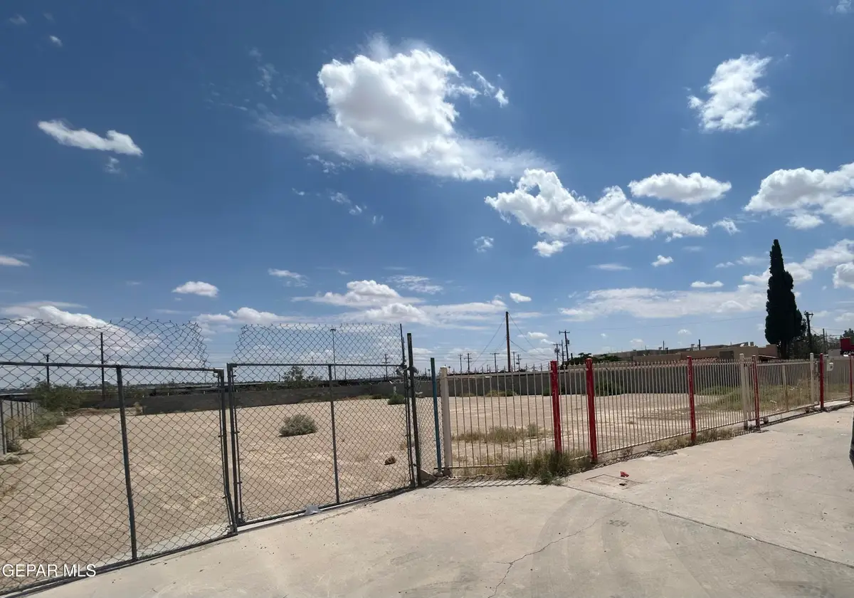 7273 Alameda Avenue, El Paso, TX 79915 - #1