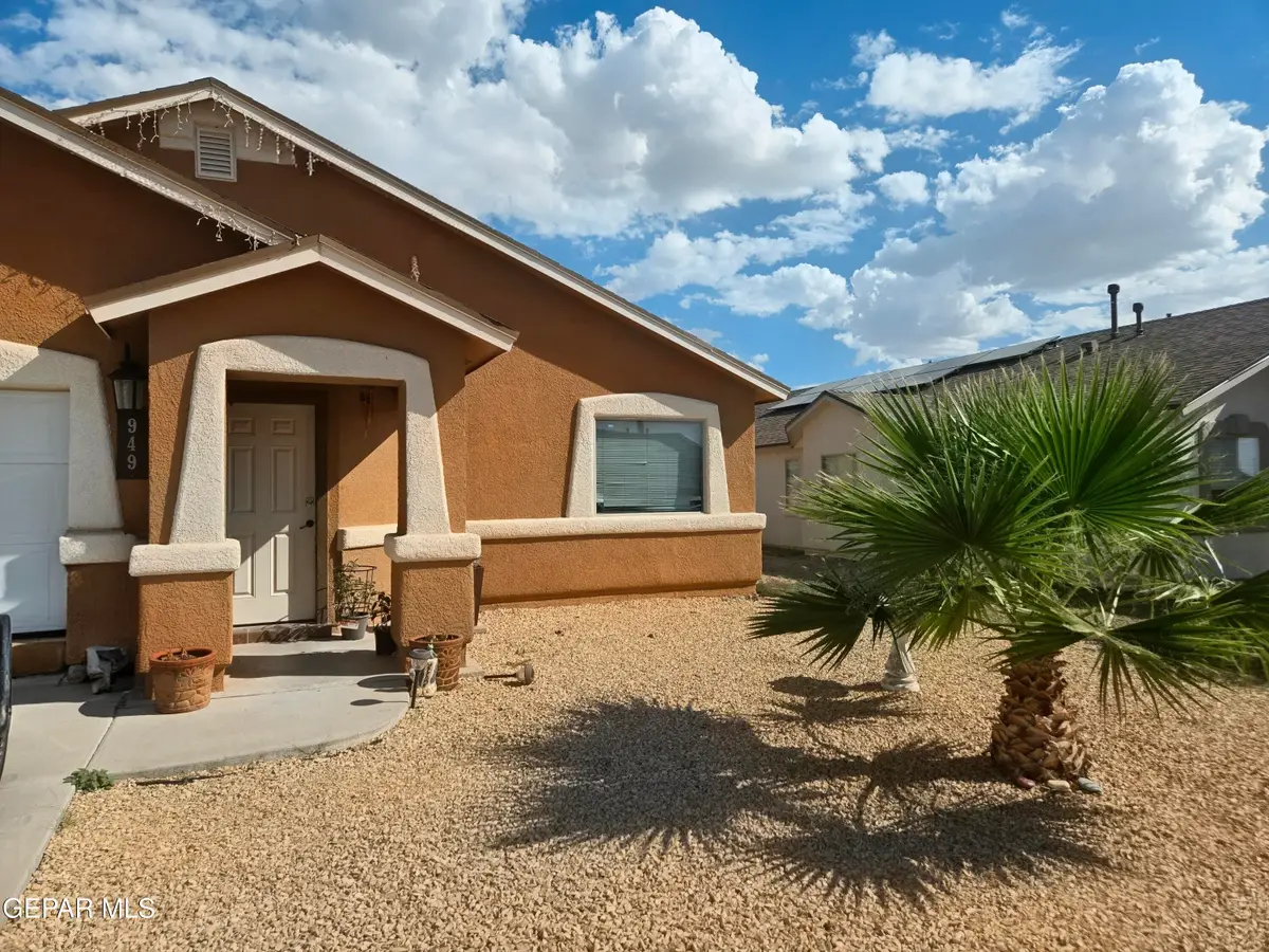 949 Danny Sanchez Place, Anthony, TX 79821 - #1