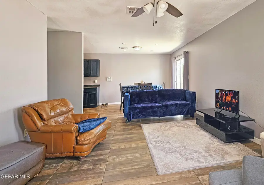 693 Desert Sage Drive, Horizon City, TX 79928 - #2