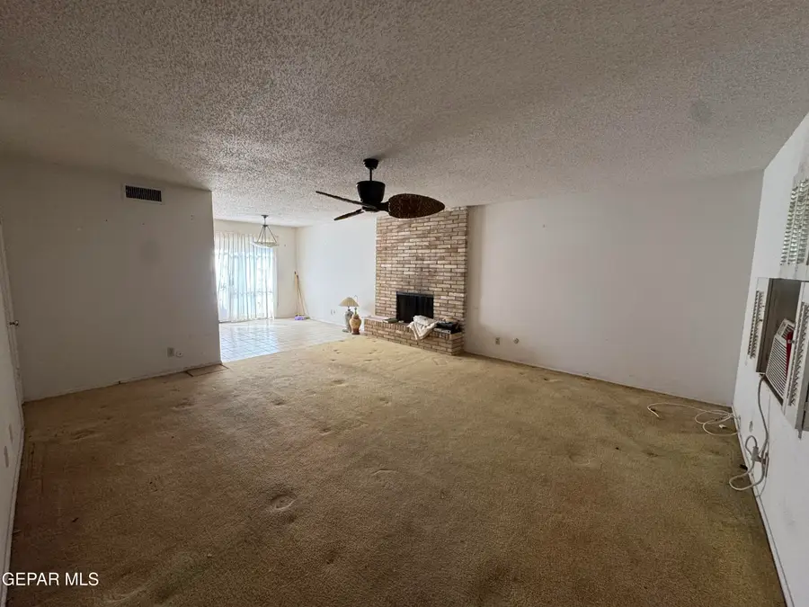 350 Thunderbird Drive #H 64, El Paso, TX 79912 - #3