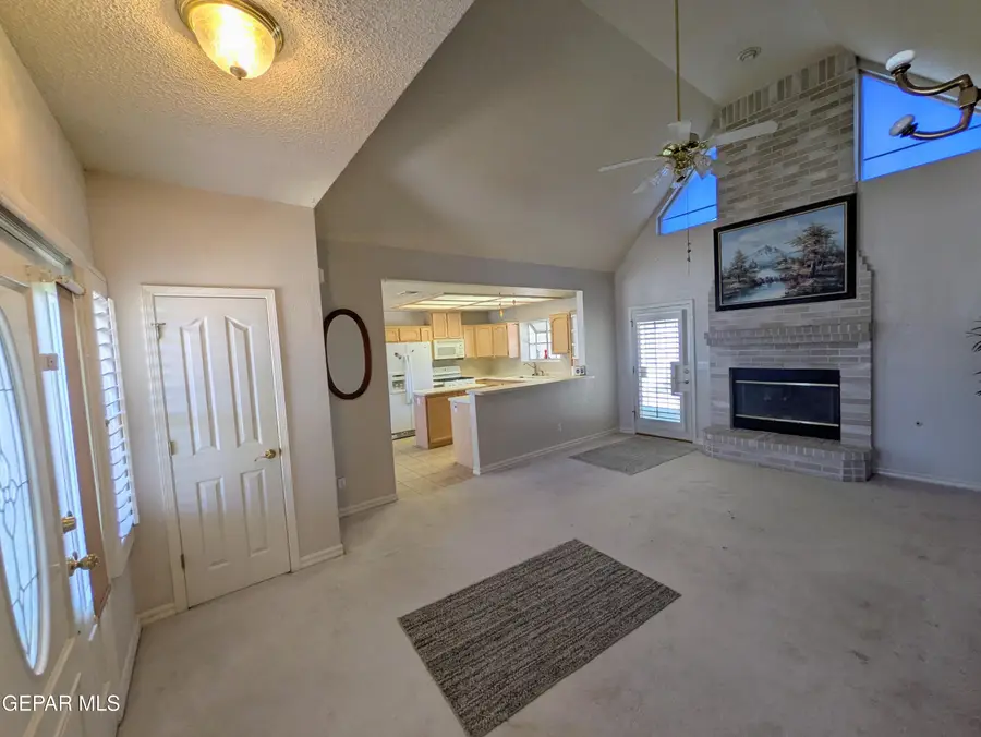 13940 Jeweled Desert Drive, Horizon City, TX 79928 - #2