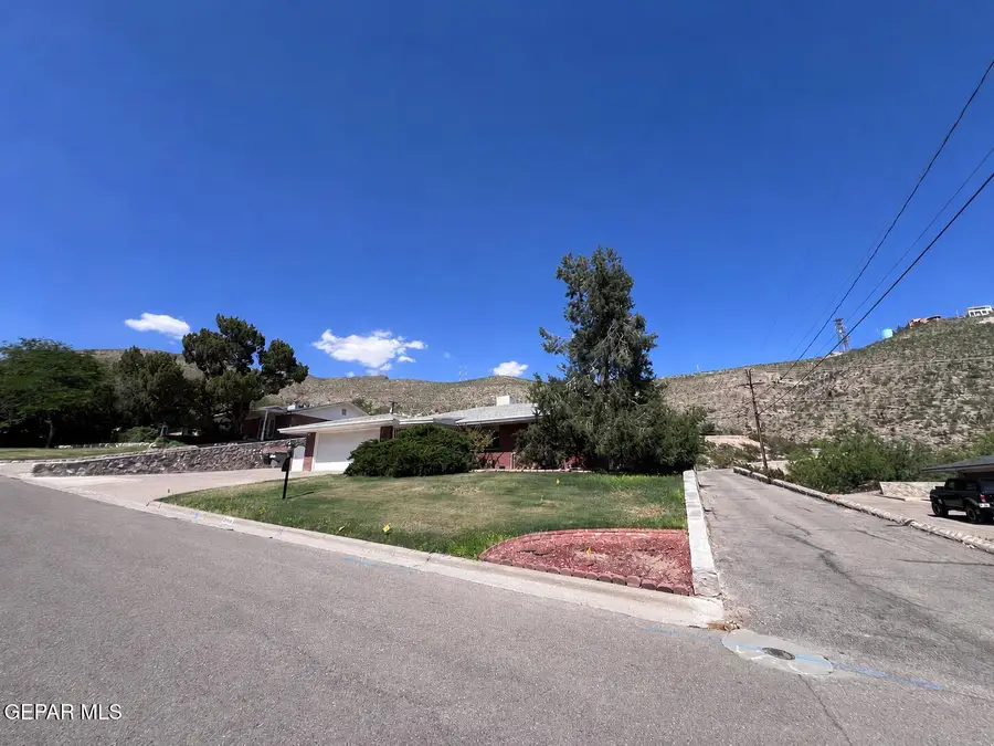 4208 Okeefe Drive, El Paso, TX 79902 - #2
