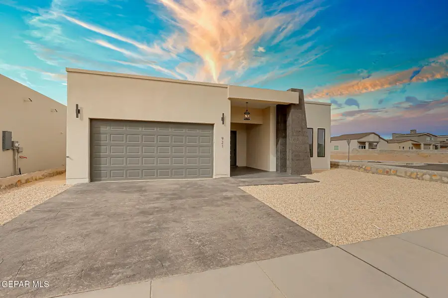 921 Ada Ln. Lane, El Paso, TX 79932 - #2