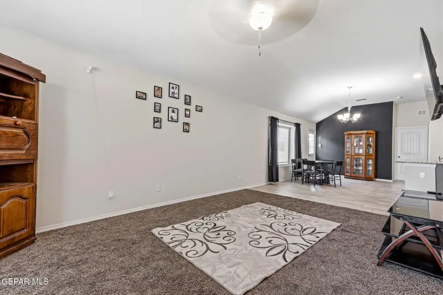 5045 Margarita Talamantes, El Paso, TX 79938 - #2